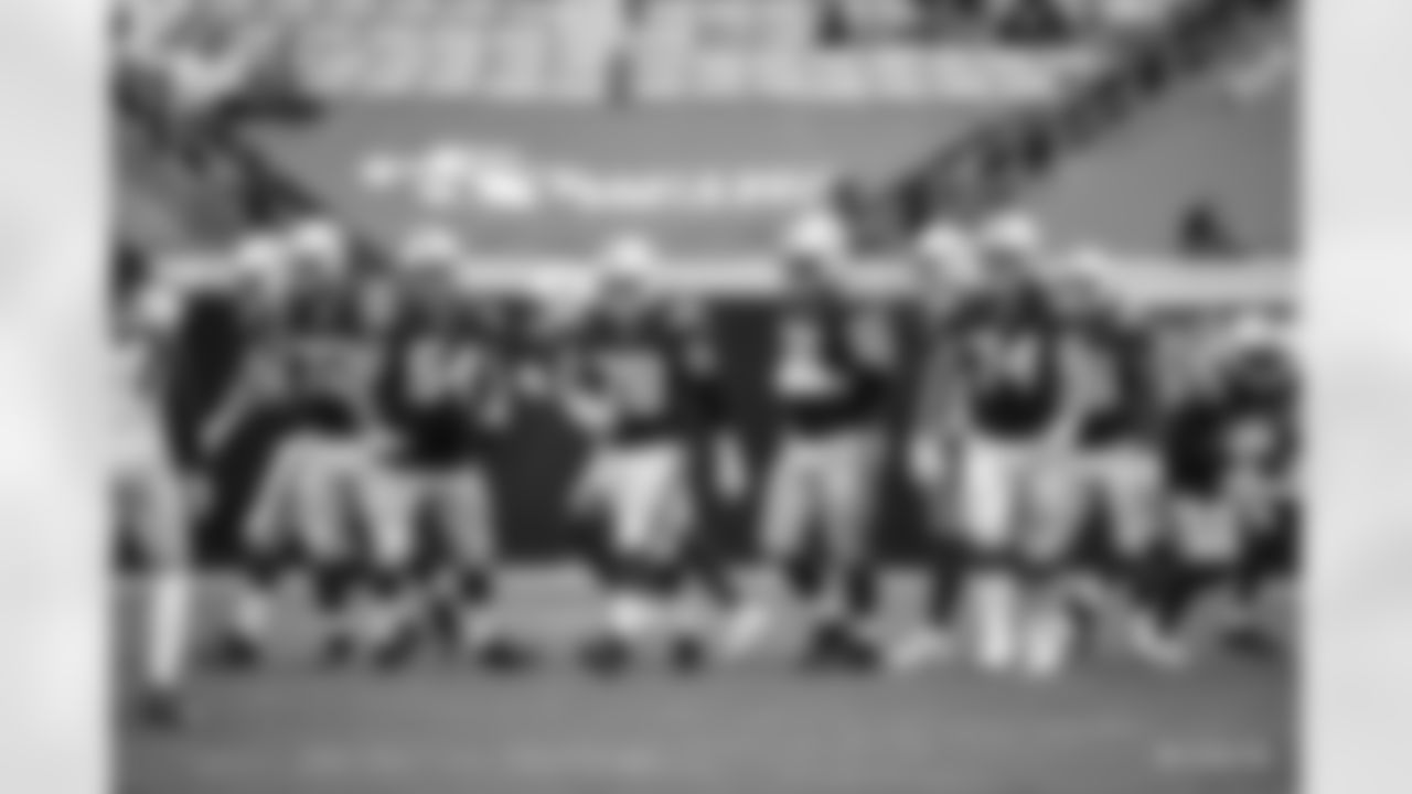 72 T/G Braden Smith, #64 G Mark Glowinski, #78 C Ryan Kelly, #56 C/G Quenton Nelson, #74 T Anthony Castonzo