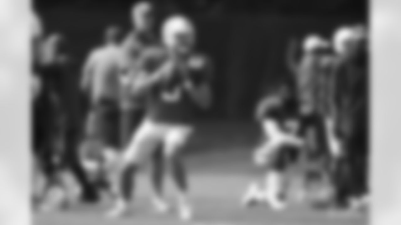 Jacob Eason #9 QB 6-6 231lbs 22yrs Exp R Washington