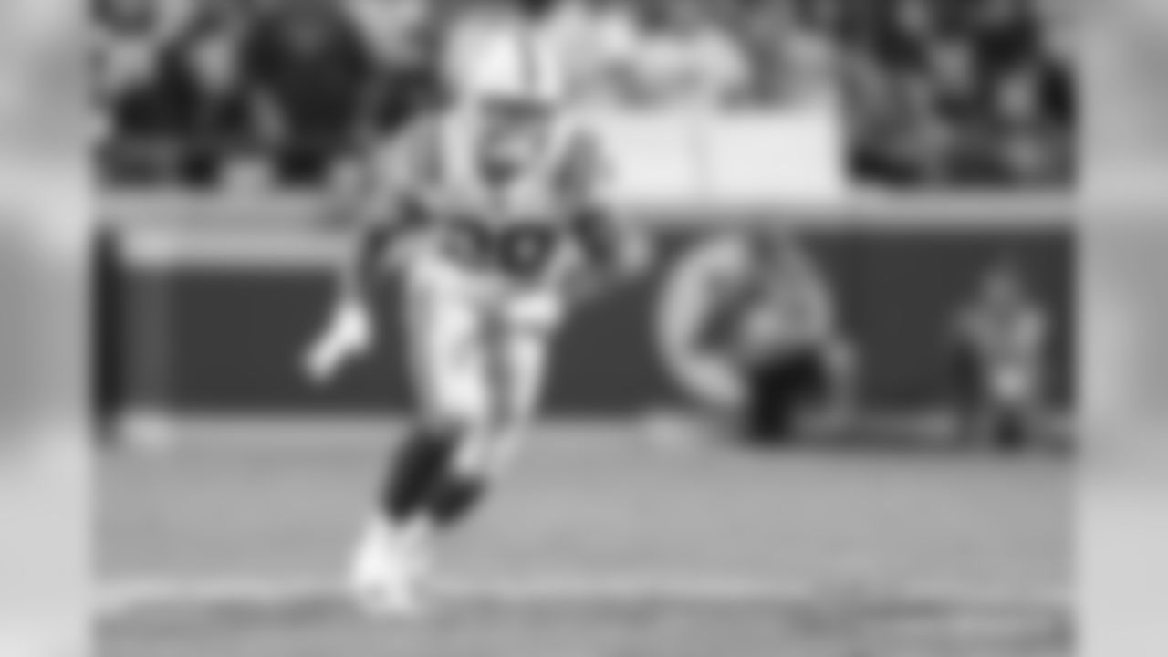 20 running back Jordan Wilkins