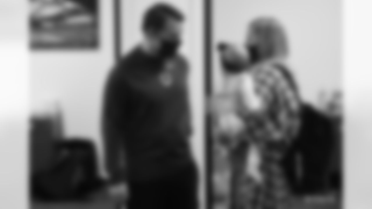2021_0318_Wentz_Arrival_0226