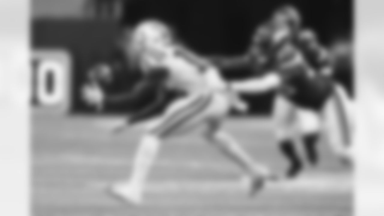 16 WR Ashton Dulin