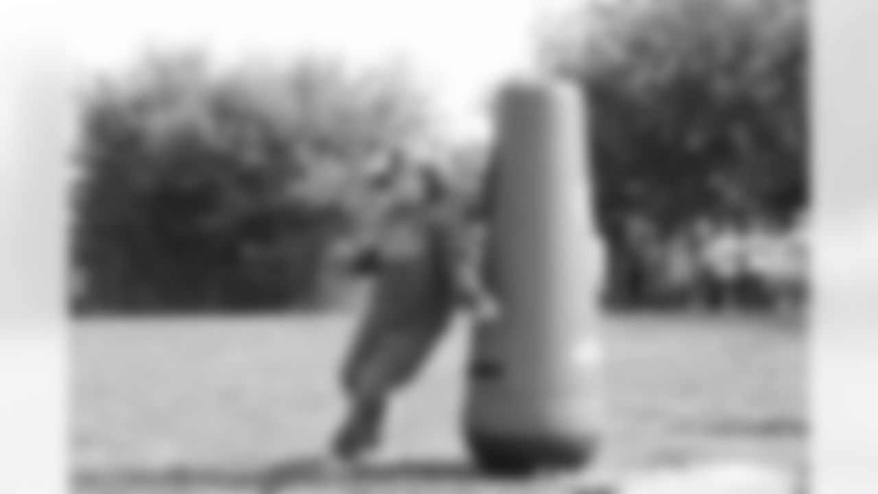 LANDING_youthfootball-1