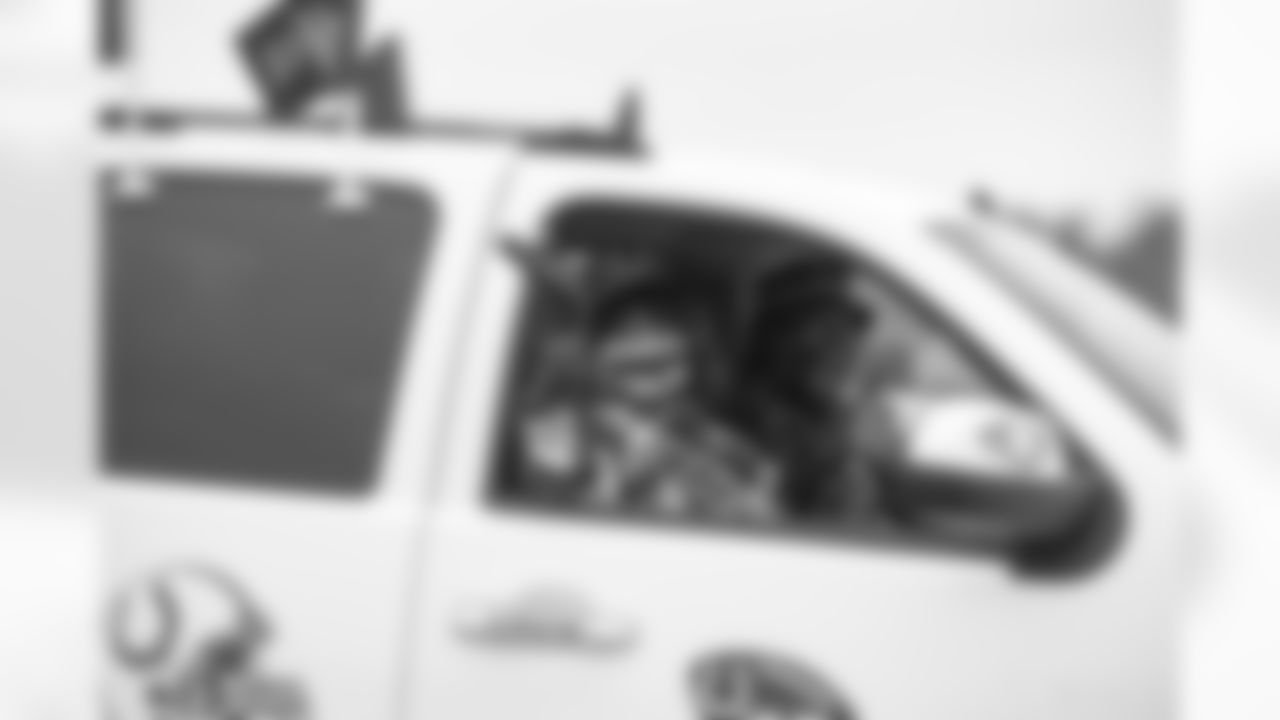 2020_0107_ColtsCaravan0132