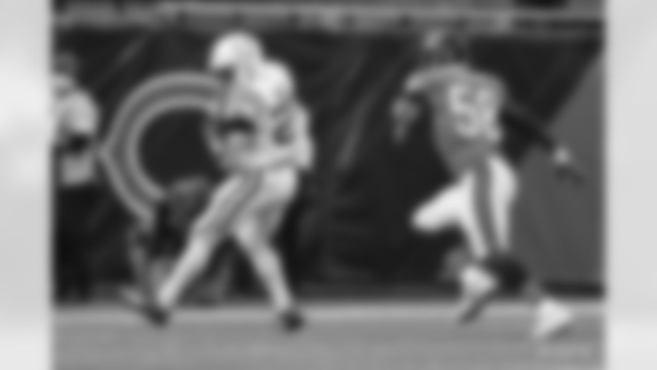 21 RB Nyheim Hines