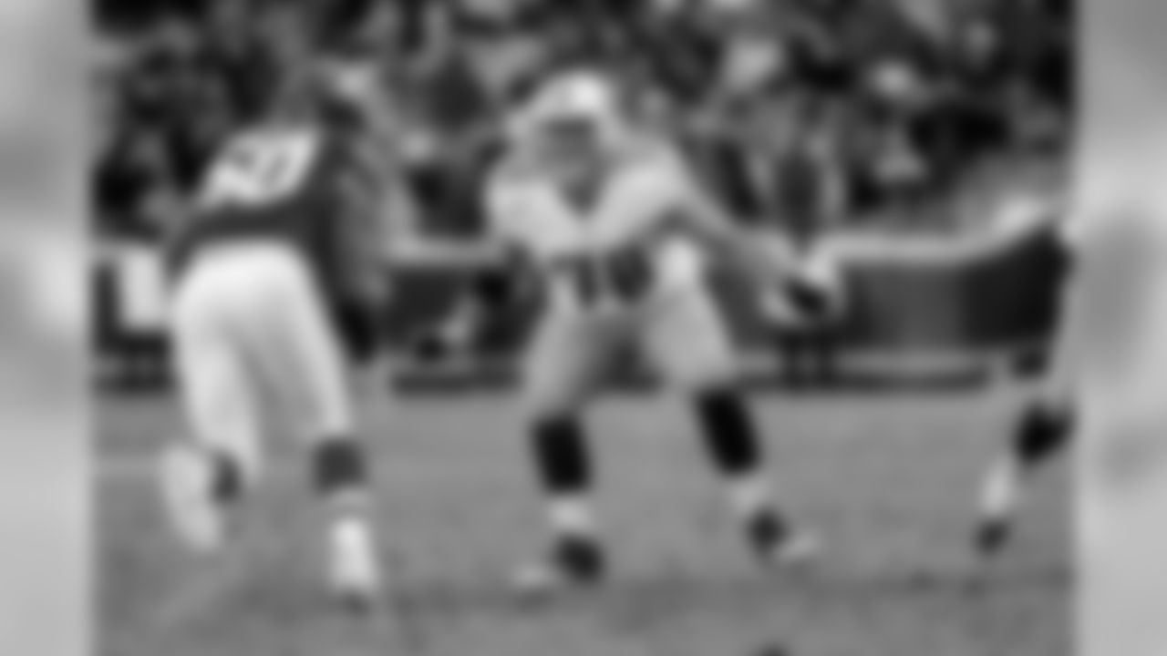 OT - Jack Conklin (TEN)