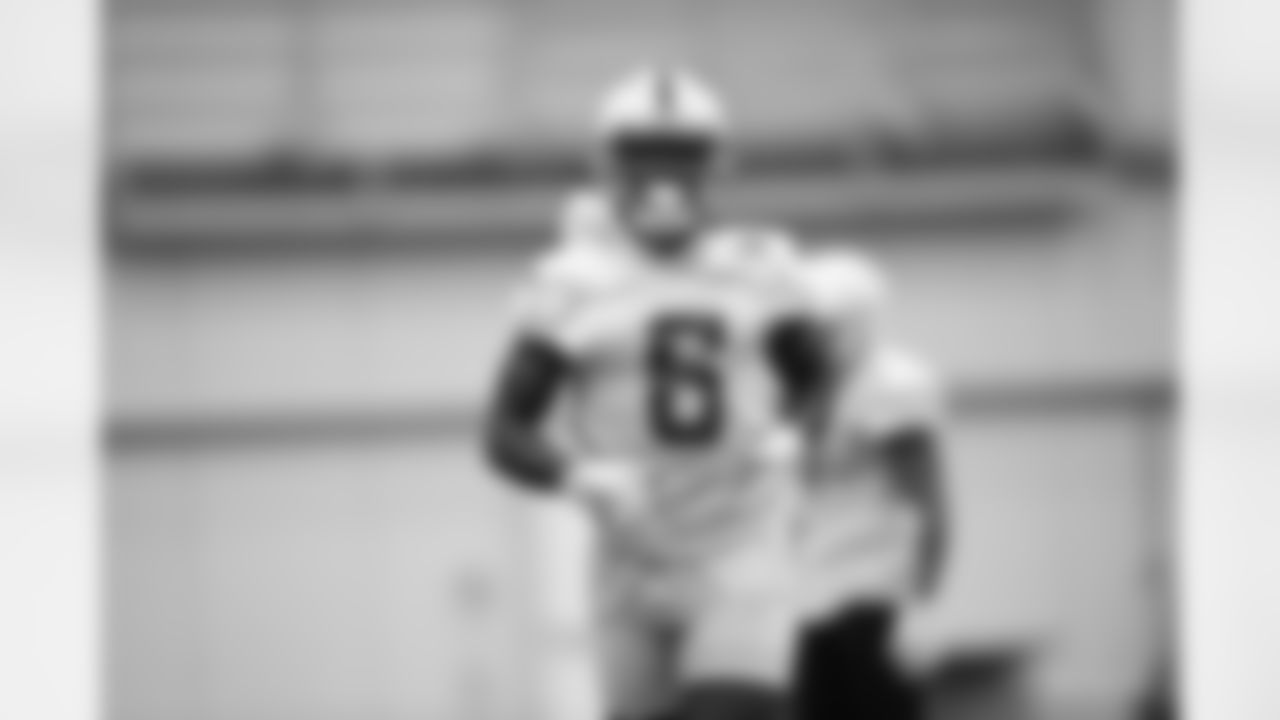 14 WR Zach Pascal