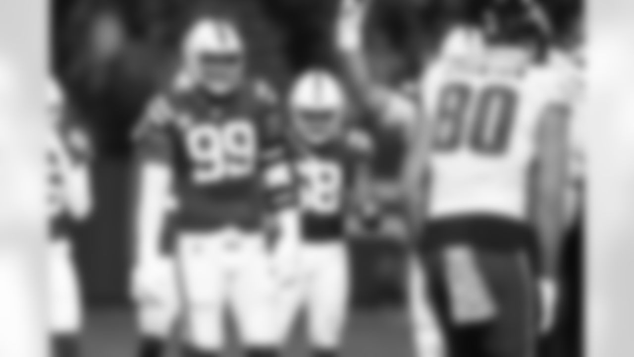 99 DT DeForest Buckner
