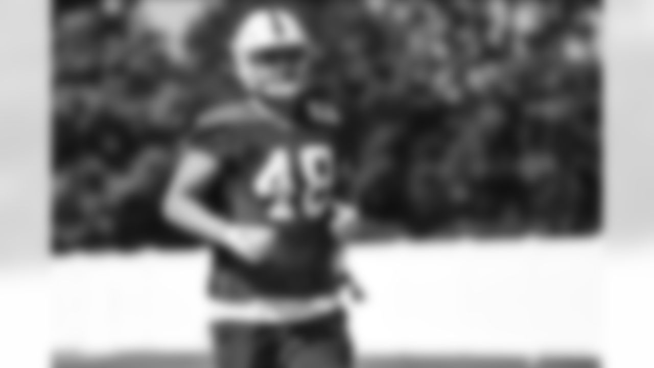 48 TE Ethan Wolf