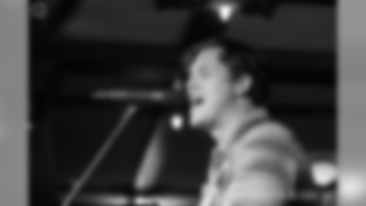 2018_1219_PlayoffConcertEdits0058