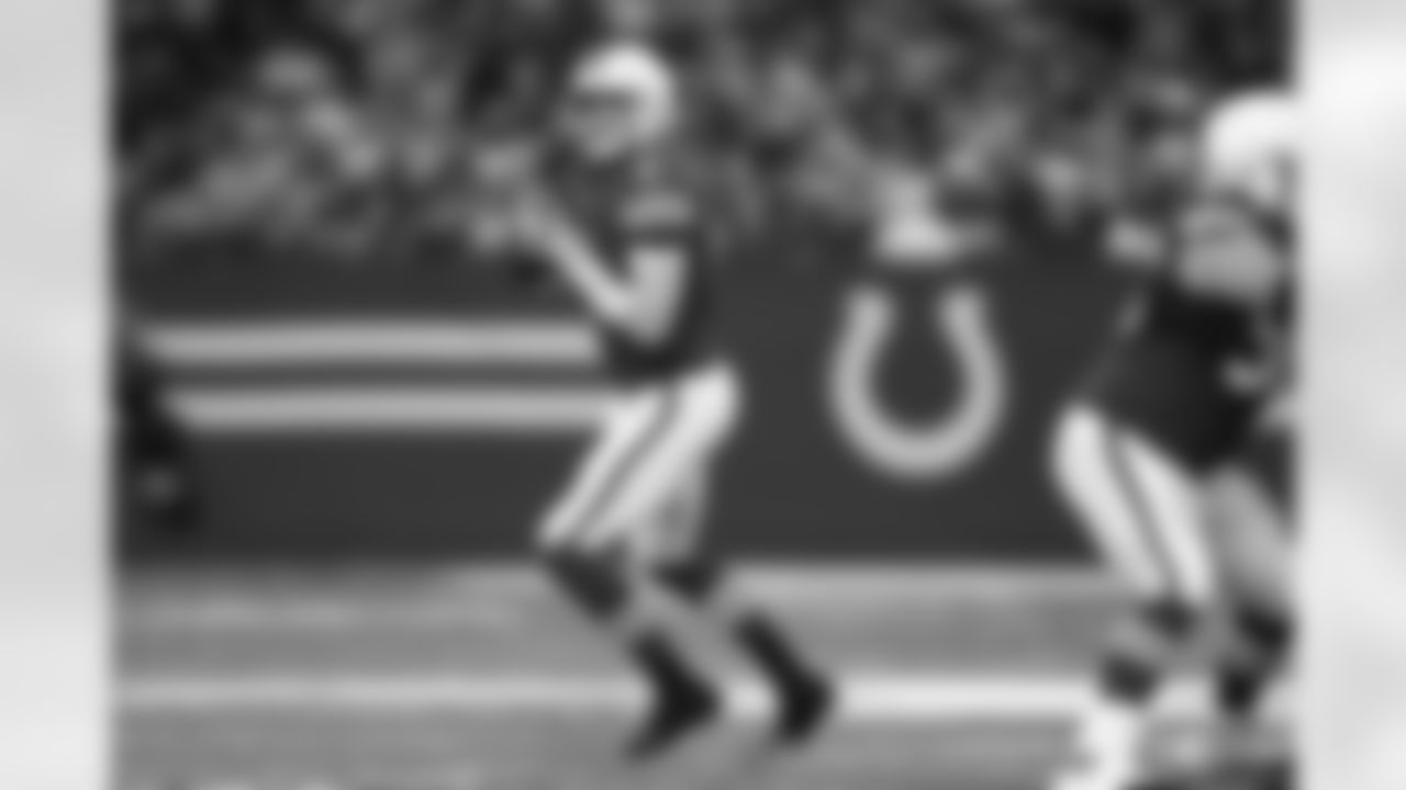 2 QB Carson Wentz