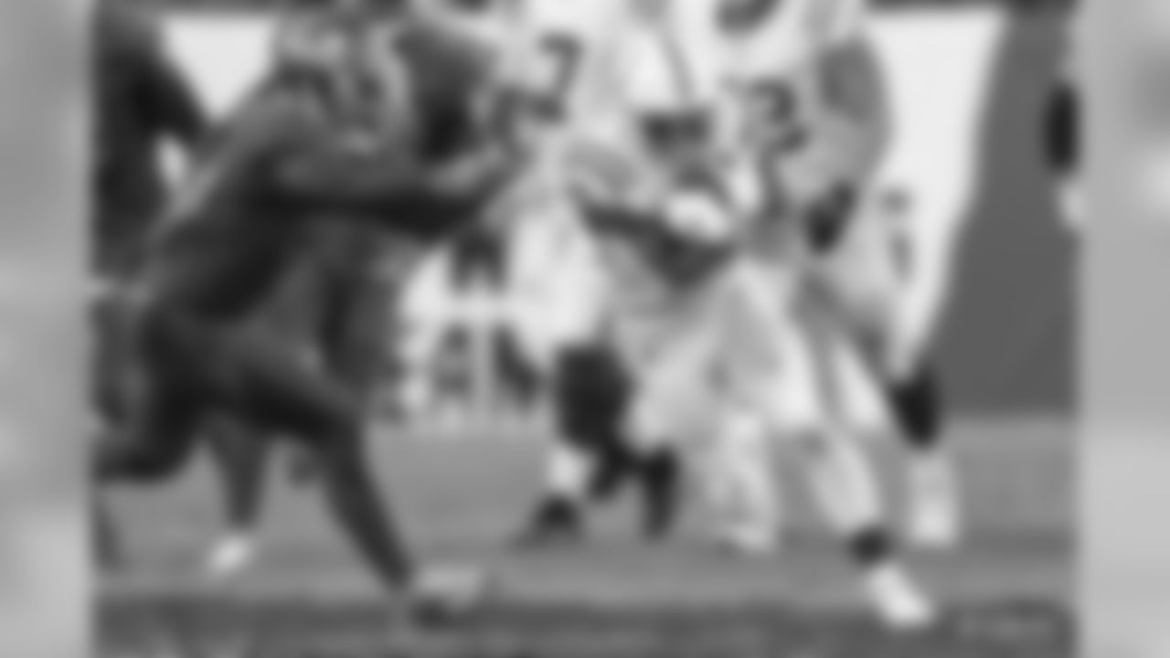 21 running back Nyheim Hines