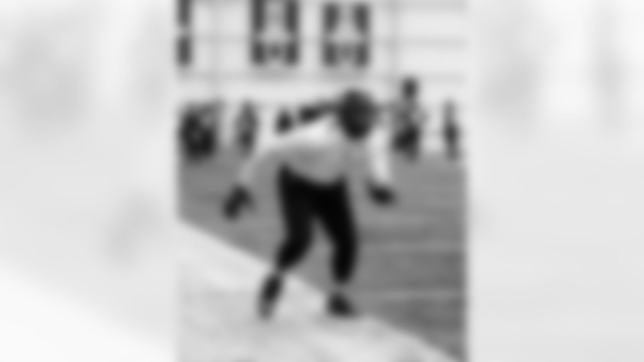 81 TE Mo Alie-Cox,
Players train during Phase II of offseason workouts.