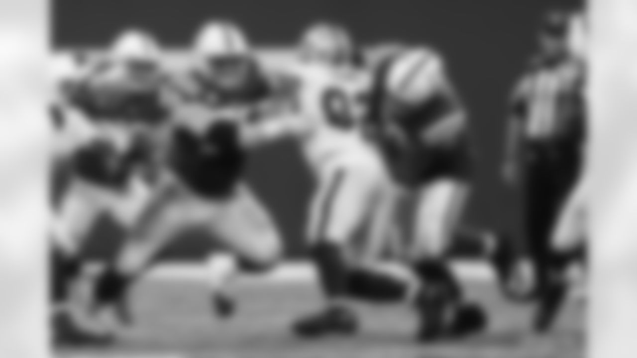 28 RB Jonathan Taylor, #56 C/G Quenton Nelson, #69 T Matt Pryor