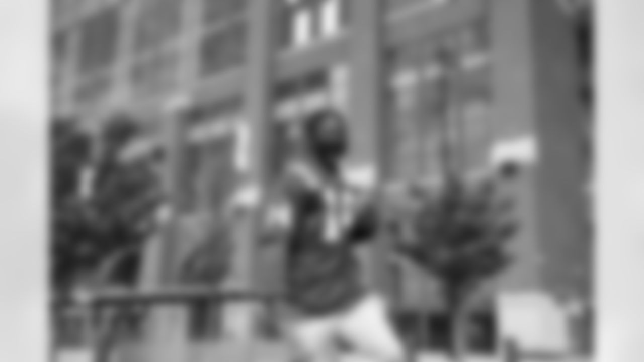 14 WR Zach Pascal