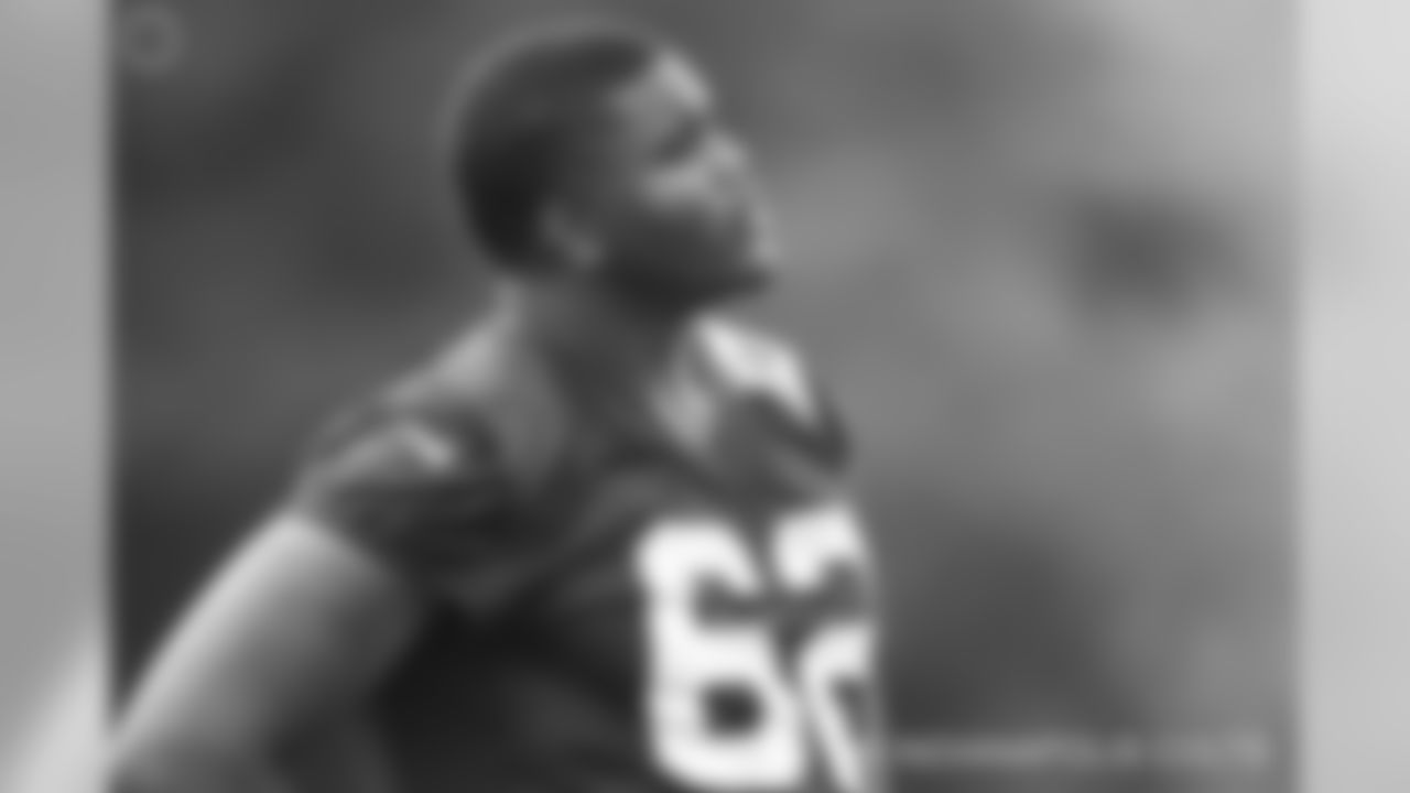 Le'Raven Clark #62 | G/T | 6-5 | 311lbs | 25 yrs. | 3yrs. |Texas Tech