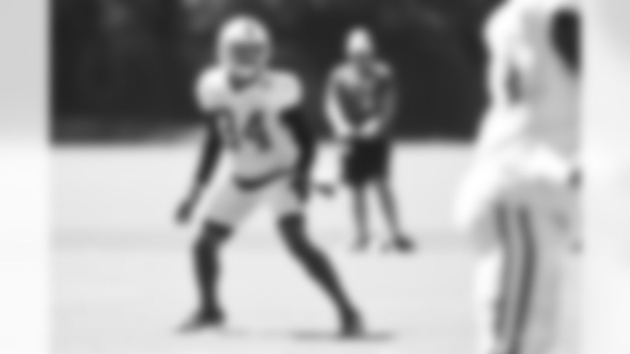 34 CB Isaiah Rodgers