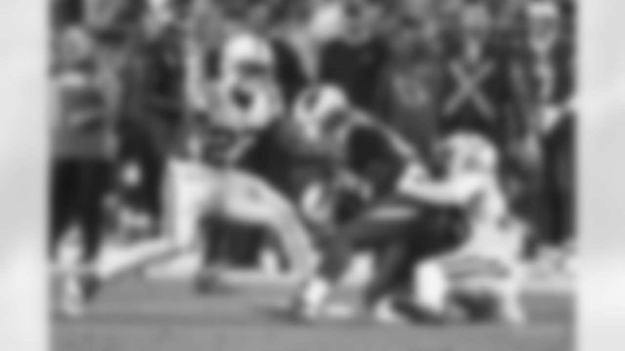 27 CB Xavier Rhodes, #30 S George Odum