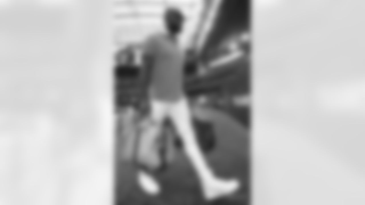 0911_HOU_Arrival_006