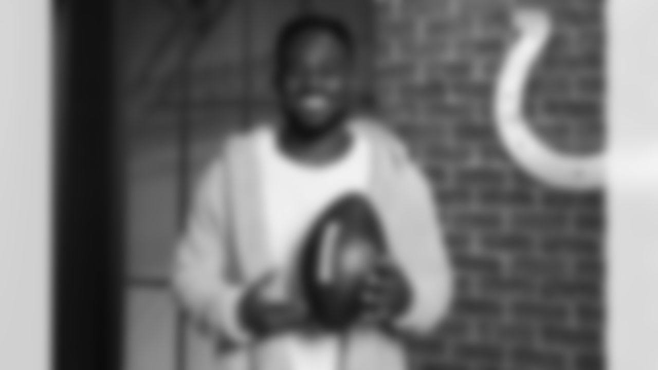 WR Isaiah McKenzie