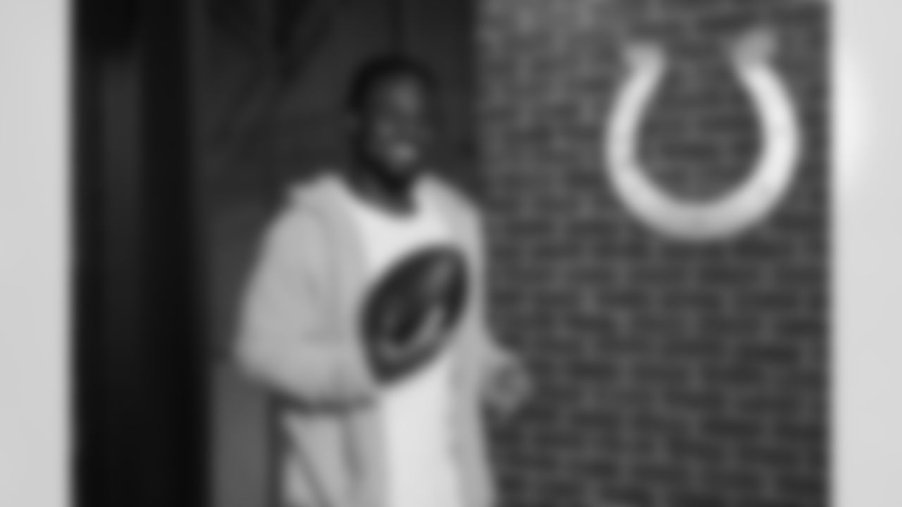 WR Isaiah McKenzie