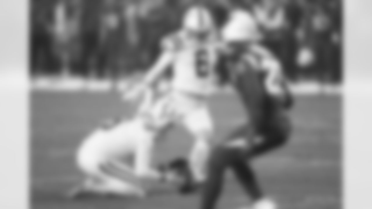 6 K Michael Badgley