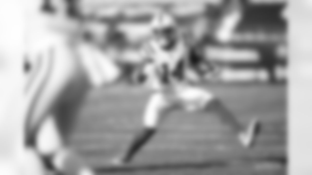 14 WR Zach Pascal