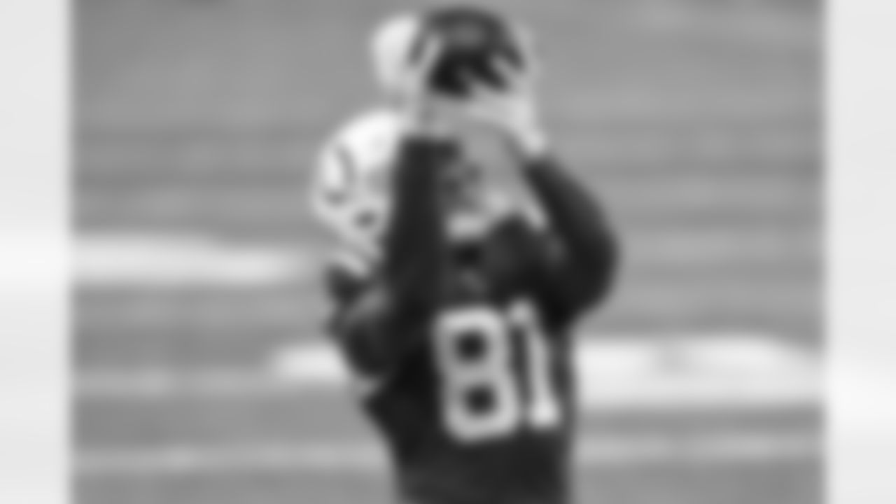 81 TE Mo Alie-Cox