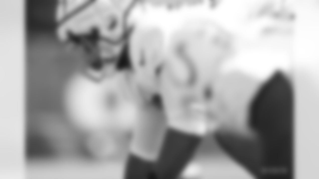 90 DT Grover Stewart