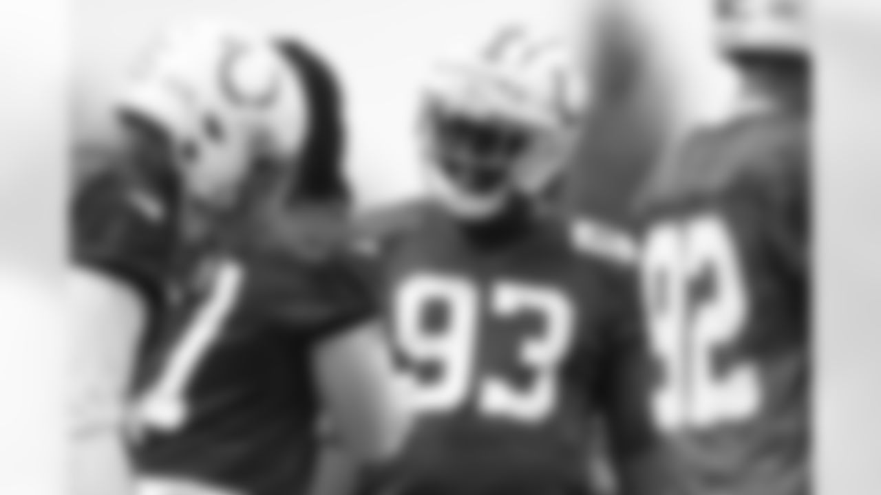 93 DT Eric Johnson II
Players practice during voluntary minicamp offseason workouts.