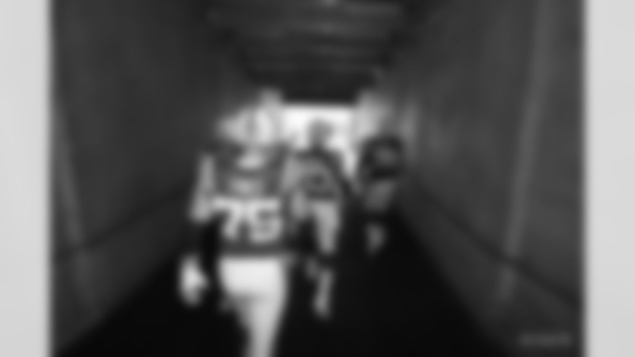 75 G Will Fries, #63 G Danny Pinter, #78 C Ryan Kelly