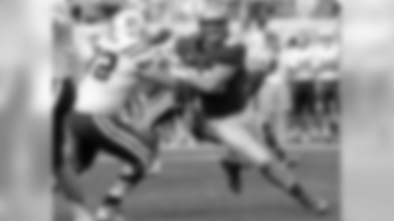 92
Werner, Bjoern
OLB
6-3
255
25
3
Florida State