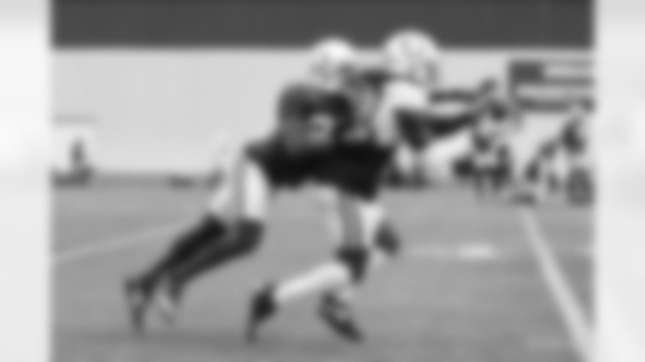 27 CB Xavier Rhodes, #10 WR Daurice Fountain