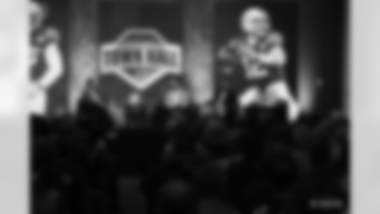The Indianapolis Colts on Thursday hosted their annual Town Hall event at the Indiana Farm Bureau Football Center!