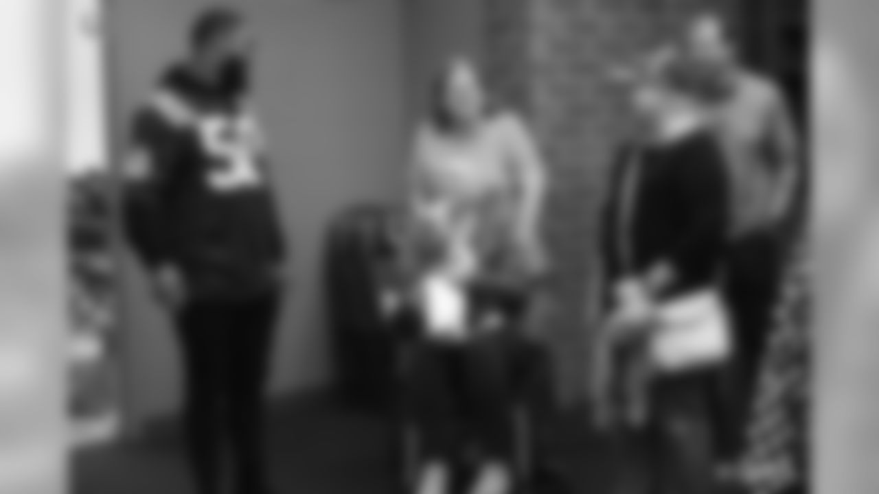 2019_1015_PamperHerPink_0522