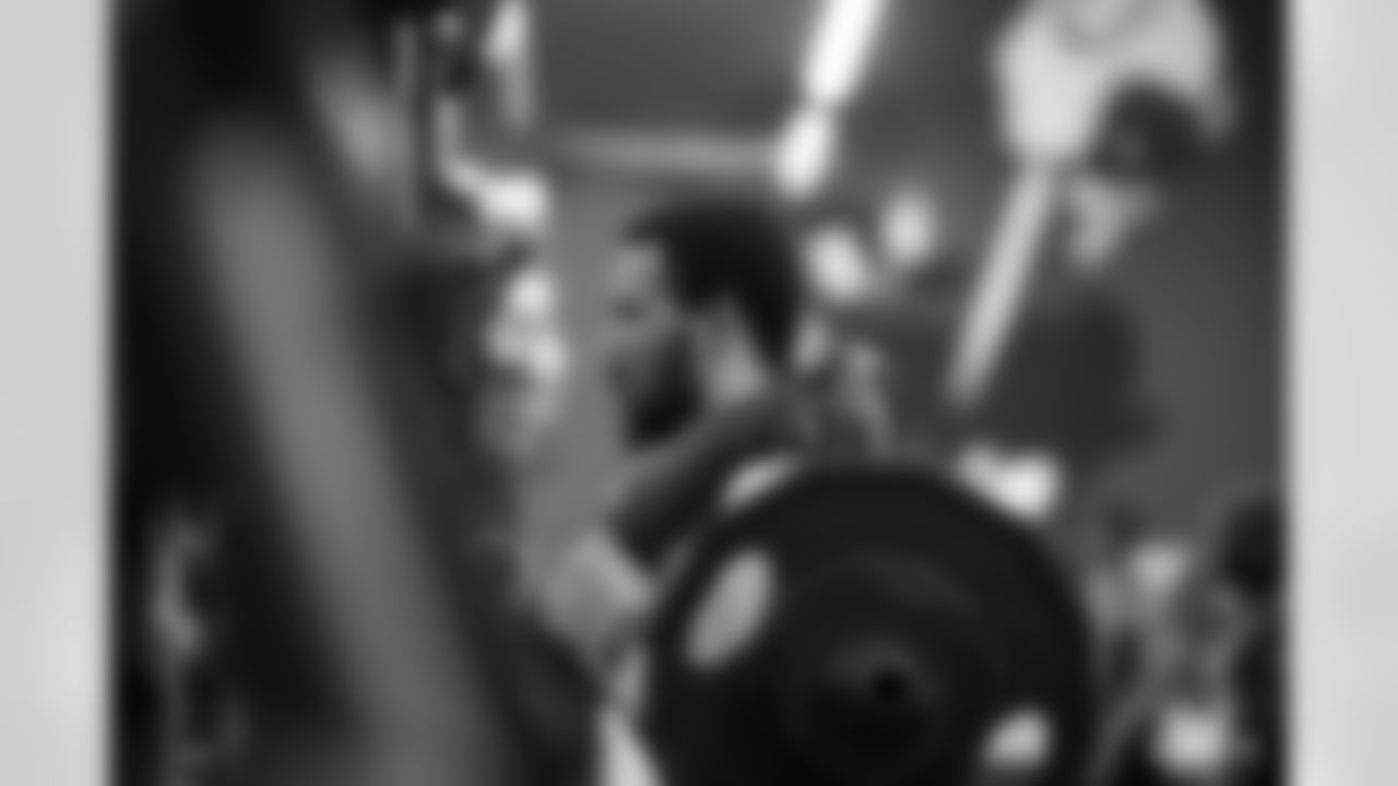 83 TE Kylen Granson