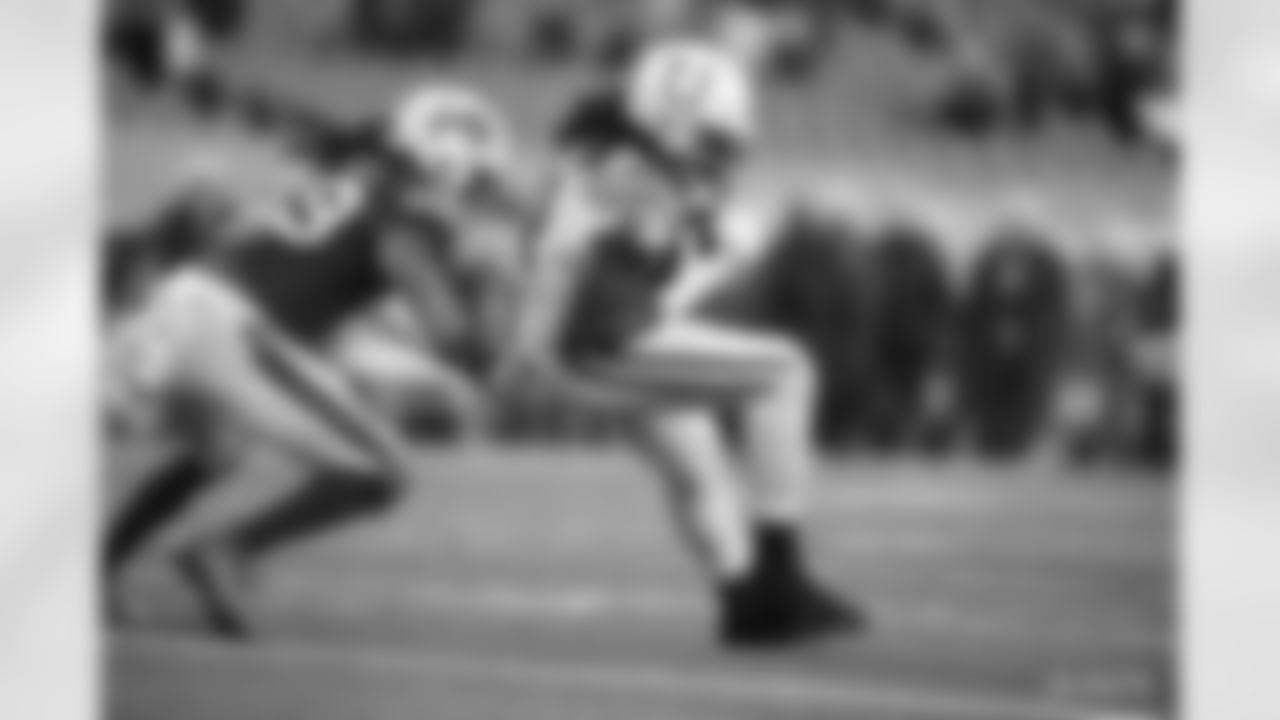 81 TE Mo Alie-Cox
