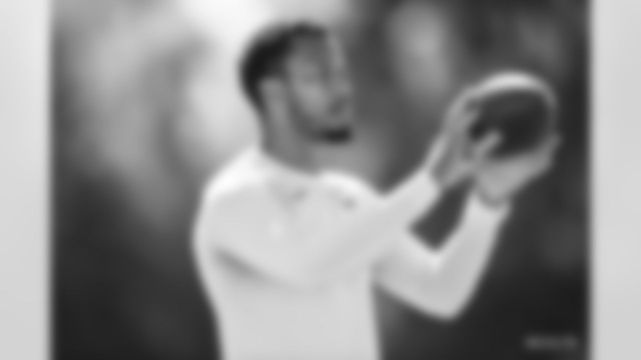 5 QB Brett Hundley