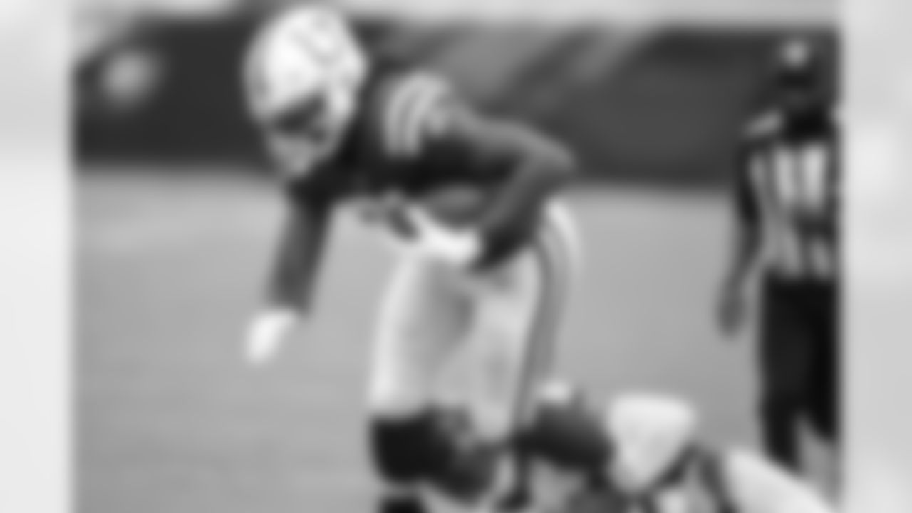 81 TE Mo Alie-Cox