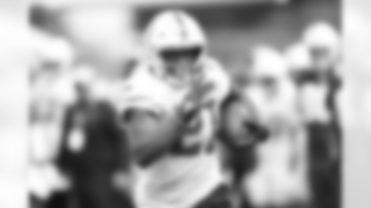 21 RB Nyheim Hines