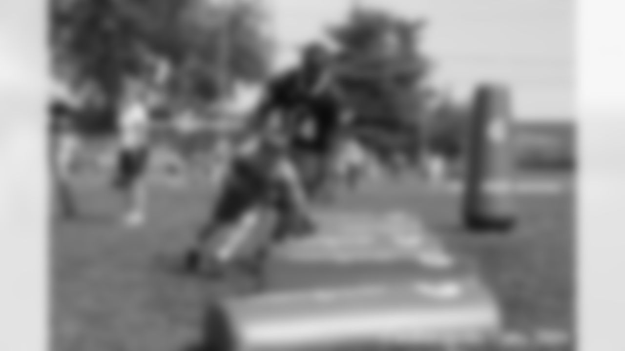 LANDING_youthfootball-1