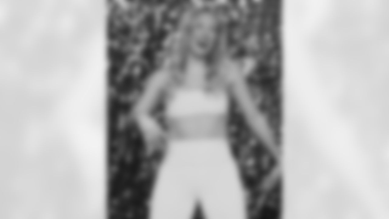 MacLaine F.