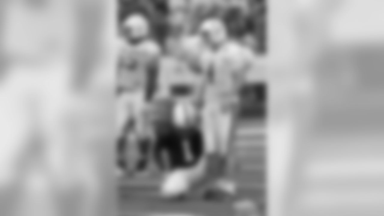 Adam Vinatieri-1