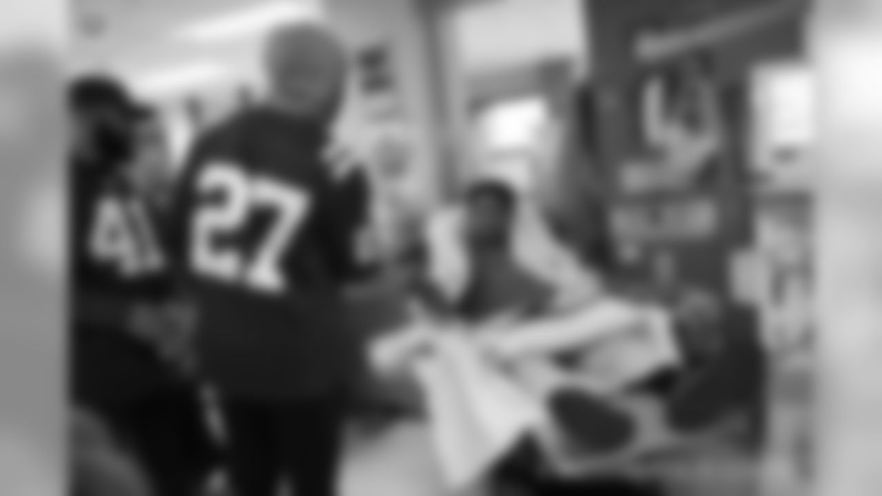 2018_1112_ CM_VAHospitalVisit0099