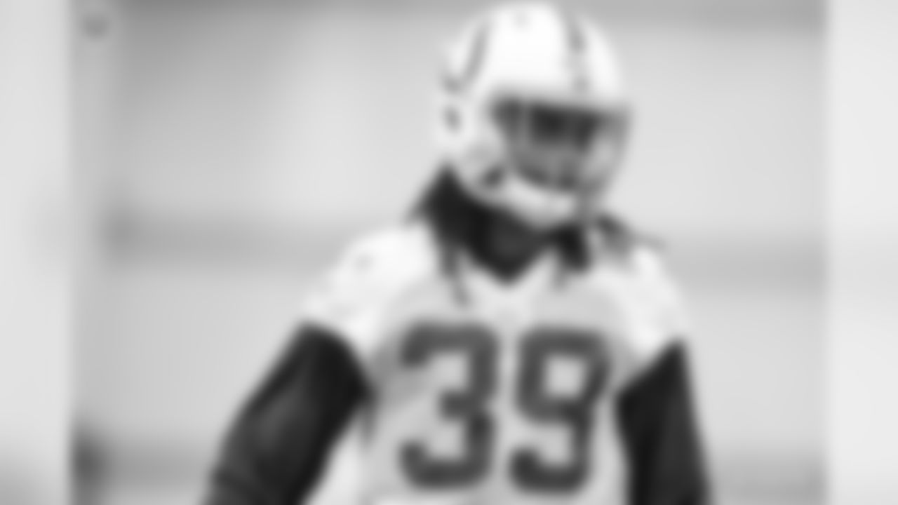 Practice highlights from day one of the Colts 2019 Rookie Mini-Camp!