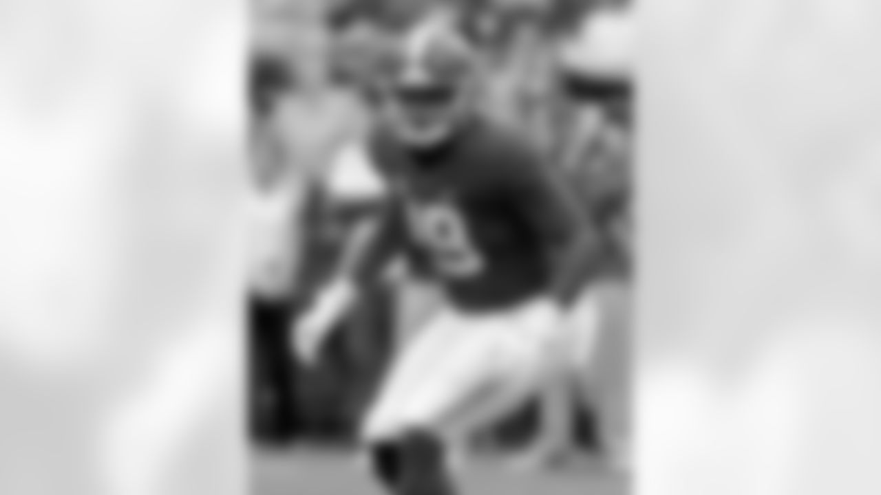 19 Reggie Ragland LB SR - Alabama