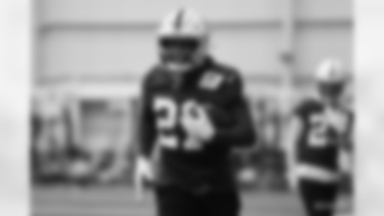 21 RB Nyheim Hines