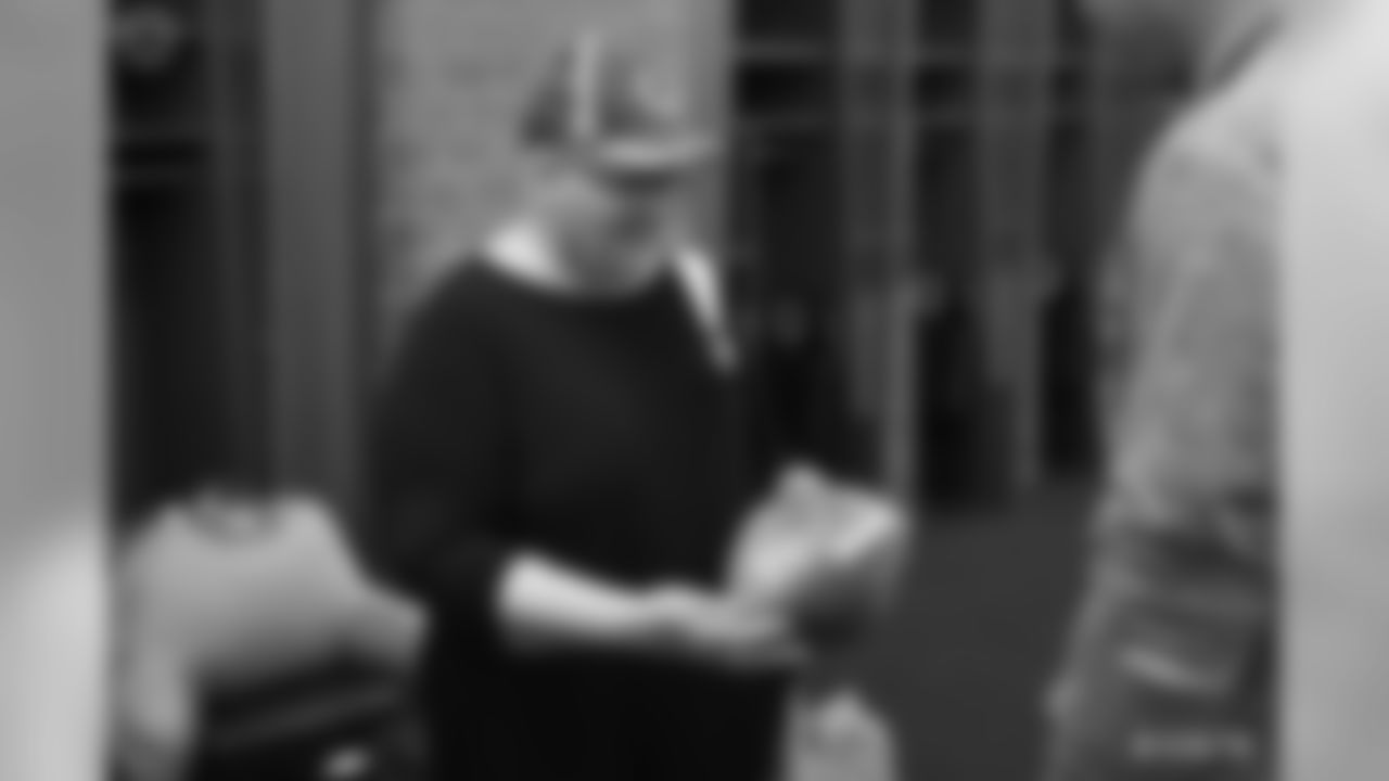 2019_1015_PamperHerPink_0639