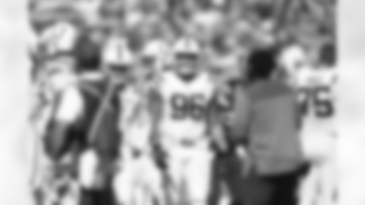 96 DT Byron Cowart