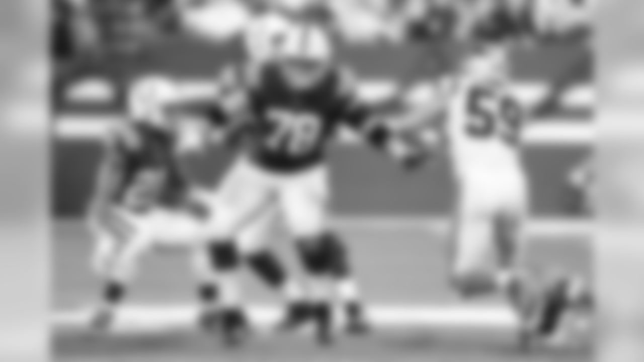 78 center Ryan Kelly