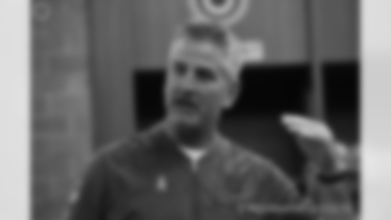 2018_1111_LockerRoom_0032